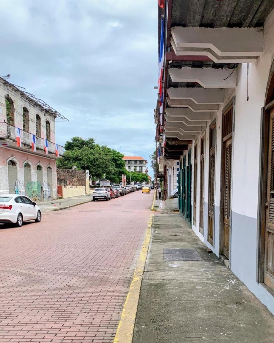 Casa Vintage Hostel Panama City Exterior photo